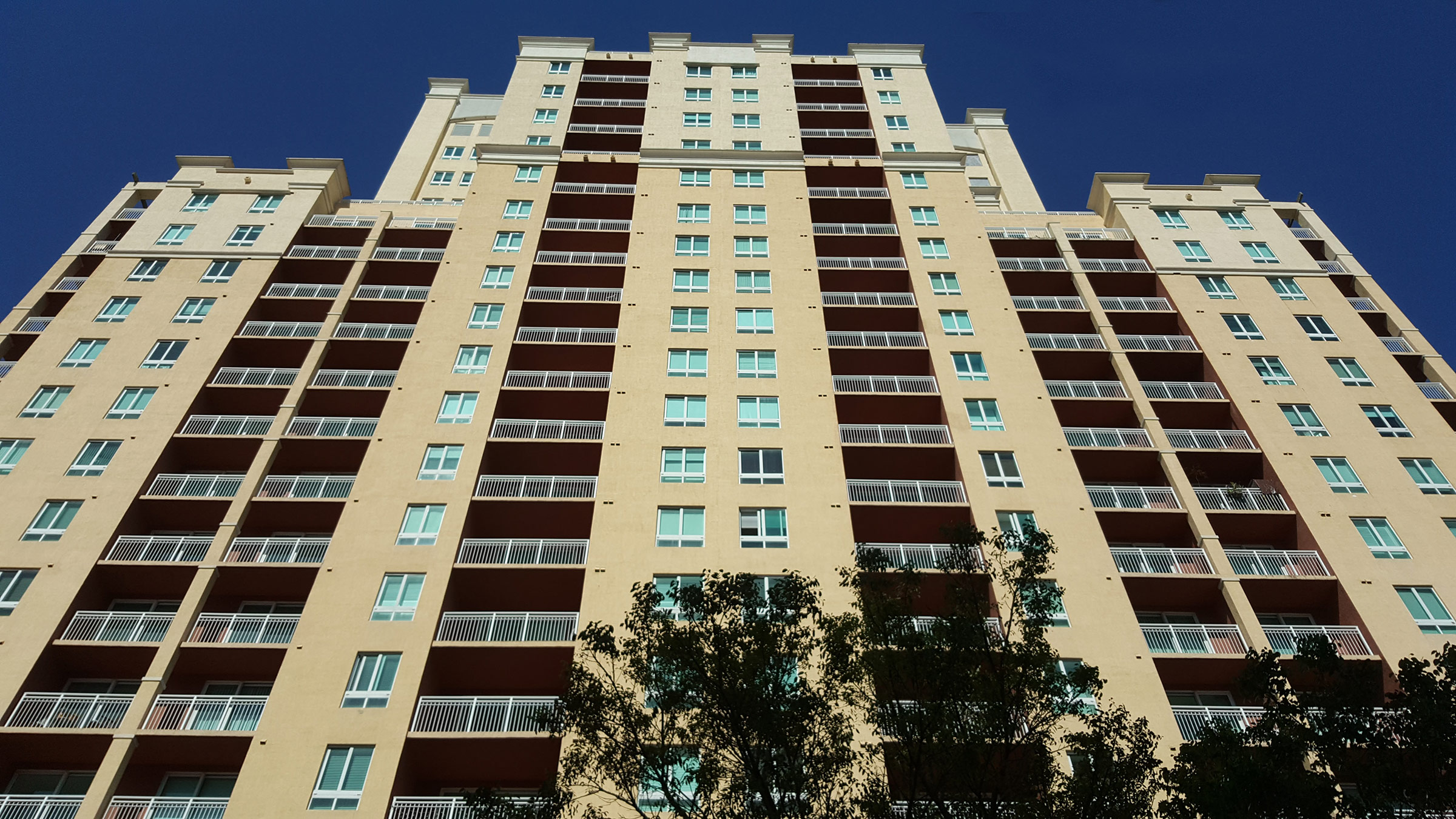 Toscano Condo Exterior